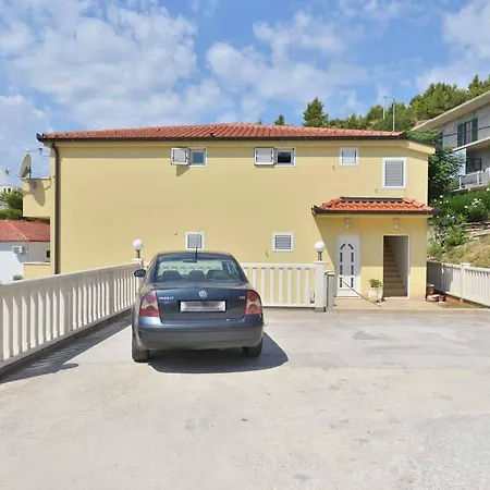 Vera Apartament *
