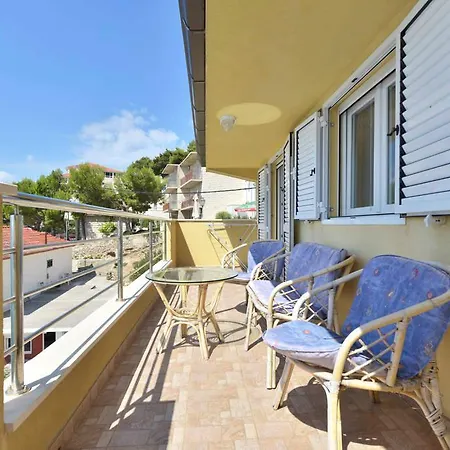 Vera Apartament