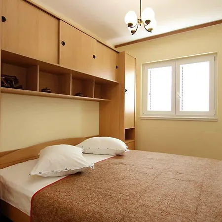 Apartament Vera Mimice