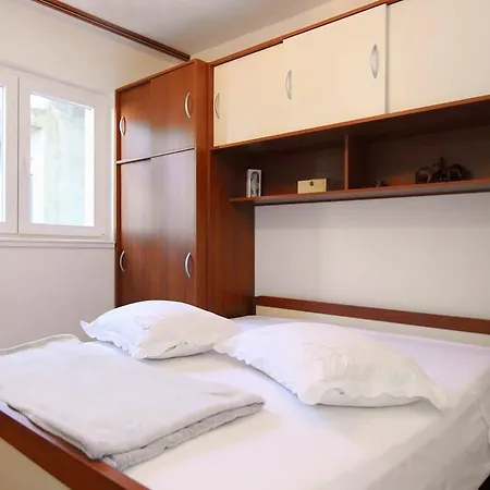 Apartament Vera Mimice