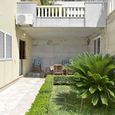 Vera Apartament Mimice